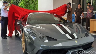 Ini Dia Ferarri Selundupan yang Dilelang Rp 10 M, Tertarik?