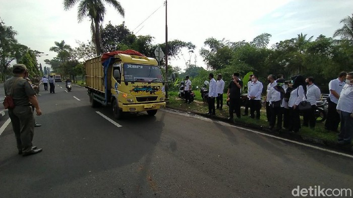 Jalur Lingkar Selatan Ciamis resmi difungsikan sebagai akses kendaraan barang