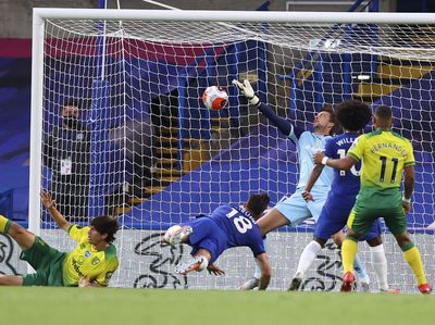 Momen Tandukan Giroud Menangkan Chelsea