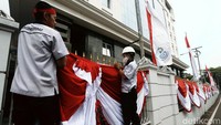Kemeriahan menjelang hari perayaan kemerdekaan Negara kita tercinta Republik Indonesia sudah mulai terlihat dimana-mana dengan adanya pemasangan dekorasi Merah Putih.