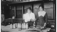 Di tahun 1917 mulai muncul istilah dapur umum. Dapur umum ini digunakan warga untuk memasak makanan dalam jumlah besar kemudian dibagikan ke orang yang membutuhkan. Foto: Archive Project/Veterans United