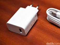 Unboxing Poco F2 Pro, Ponsel Gahar Xiaomi Harga Rp 7 Juta