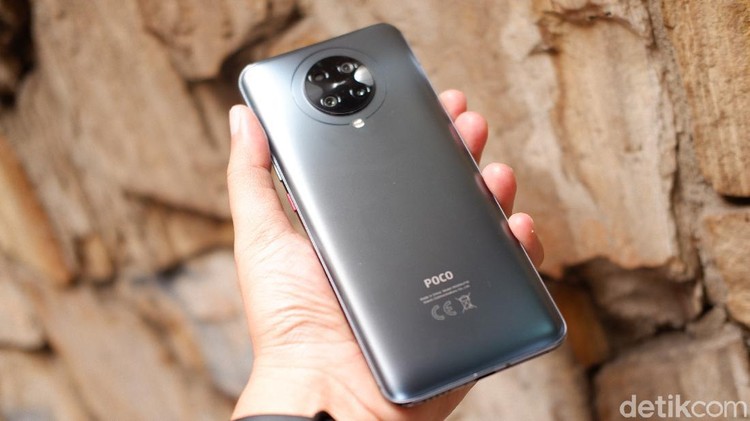 Poco F2 Pro Poco F2 Pro