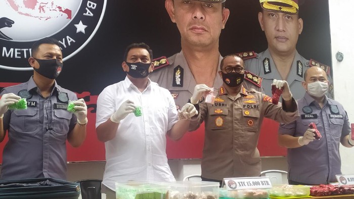 Polda Metro Bongkar Peredaran 20.500 Ekstasi-H5 di Apartemen Kalibata