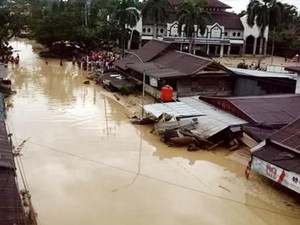 Video Penampakan Sisa Keganasan Banjir Bandang di Luwu Utara