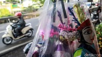 Seperti diketahui, Kementerian Koperasi dan UKM menargetkan digitalisasi 10 juta UMKM pada 2020 menyusul perubahan tren dan perilaku konsumen yang membatasi interaksi fisik dan mengurangi kegiatan luar rumah di tengah pandemi COVID-19.