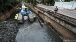 Antisipasi Banjir, Endapan Lumpur Kali Benda Dikeruk
