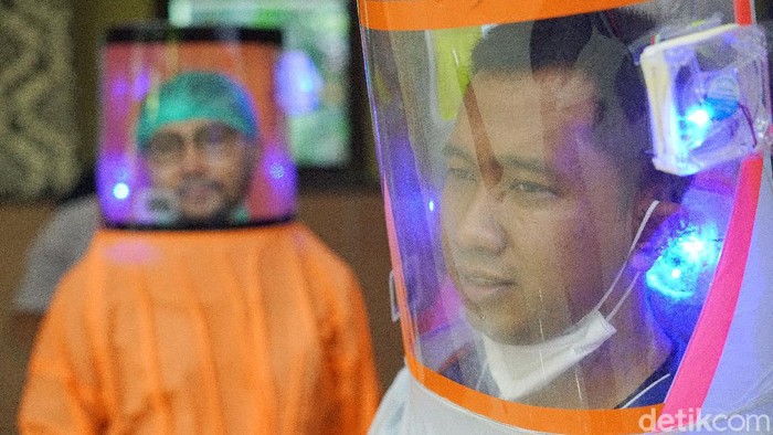APD produksi dosen FK UNS Solo, Kamis (16/7/2020).