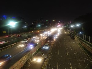 Pedemo di DPR Bubar, Jalan Gatot Subroto Kembali Dibuka