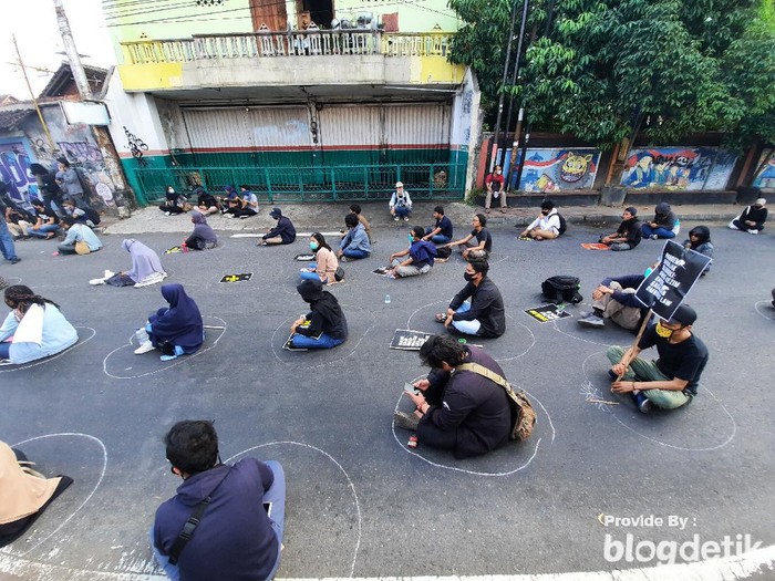 Demo Gejayan Memanggil tolak omnibus law digelar di Yogyakarta, Kamis (16/7/2020). (Jauh Hari Wawan S/detikcom)