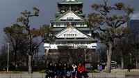 Dan bagi warga Amerika dan Kanada, Jepang adalah tujuan liburan populer mereka. Buddhika Weerasinghe/Getty Images  