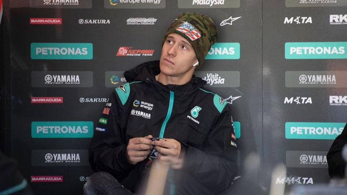 Fabio Quartararo VALENCIA, SPAIN - NOVEMBER 20: Fabio Quartararo of France and Petronas Yamaha SRT looks on in box during the MotoGP Tests in Valencia at Ricardo Tormo Circuit on November 20, 2019 in Valencia, Spain. (Photo by Mirco Lazzari gp/Getty Images)