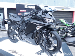 Kedatangan Ninja ZX-25R Bisa Ancam Segmen Moge Entry Level?