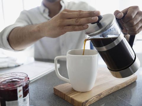 Minum Kopi di Pagi Hari