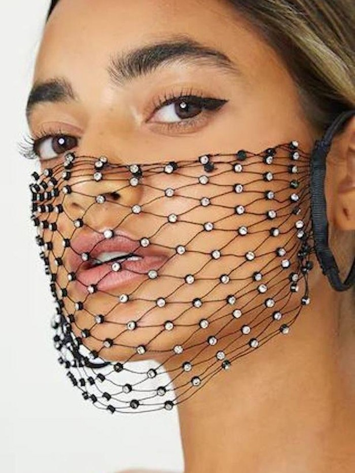 Masker jaring Pretty Little Thing