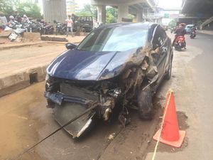 Polisi soal Kondisi Perempuan Pemobil Maut di Jaktim: Bingung dan Diam Terus
