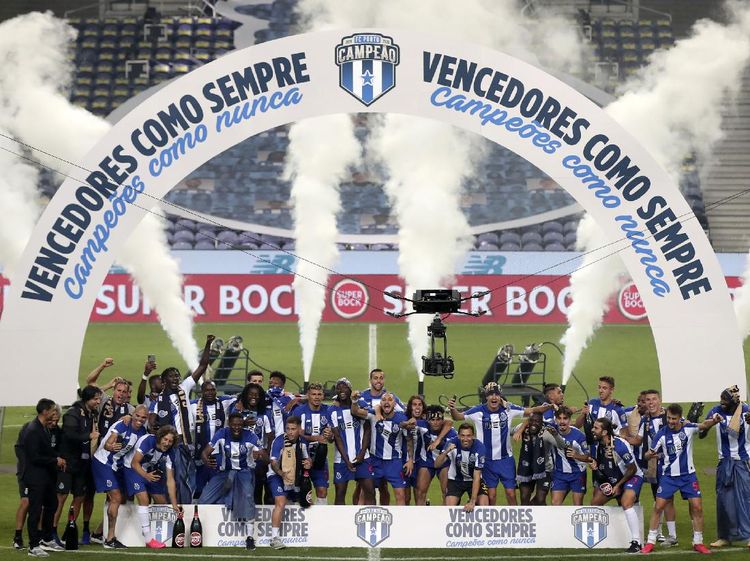Porto Rayakan Gelar Juara Liga Portugal 2020