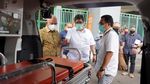 Toyota Serahkan Bantuan Ambulans untuk Tangani Corona