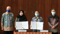 Universitas Gadjah Mada memberikan kepercayaan kepada DPLK AXA Mandiri untuk mengelola program pensiun iuran pasti bagi dosen dan pegawai tetap di lingkungan Universitas Gadjah Mada, guna mewujudkan tujuan keuangan jangka panjang, khususnya dalam menghadapi masa pensiun. 