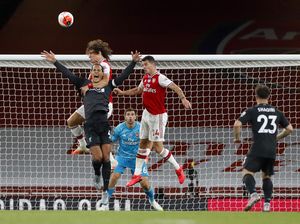Statistik: Van Dijk Lebih Banyak Bikin Blunder daripada Maguire