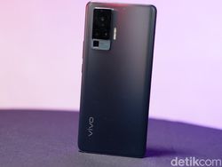 Unboxing Vivo X50 Pro, Bawa Kamera Bergimbal dan Desain Mewah