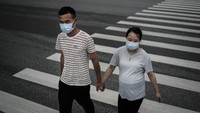 Seorang pejabat regional Organisasi Kesehatan Dunia (WHO) menyebut virus Corona (COVID-19) bisa jadi sudah ada sejak lama sebelum menjadi pandemi global. Sejumlah peneliti di beberapa negara menemukan jejak virus Corona jauh sebelum kemunculan pertamanya di Wuhan, China pada akhir tahun 2019.