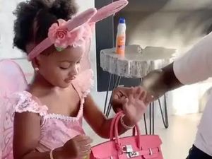 Baru 2 Tahun, Anak Cardi B Punya Tas Hermes Rp 118 Juta