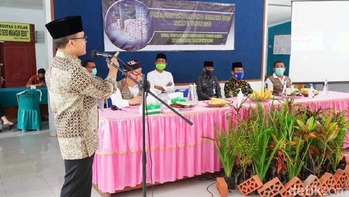 Banyuwangi Kembali Salurkan Sembako APBD ke Warga Terdampak Pandemi COVID-19