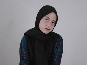 Hanin Dhiya Awalnya Sempat Takut Kolaborasi dengan Sabyan