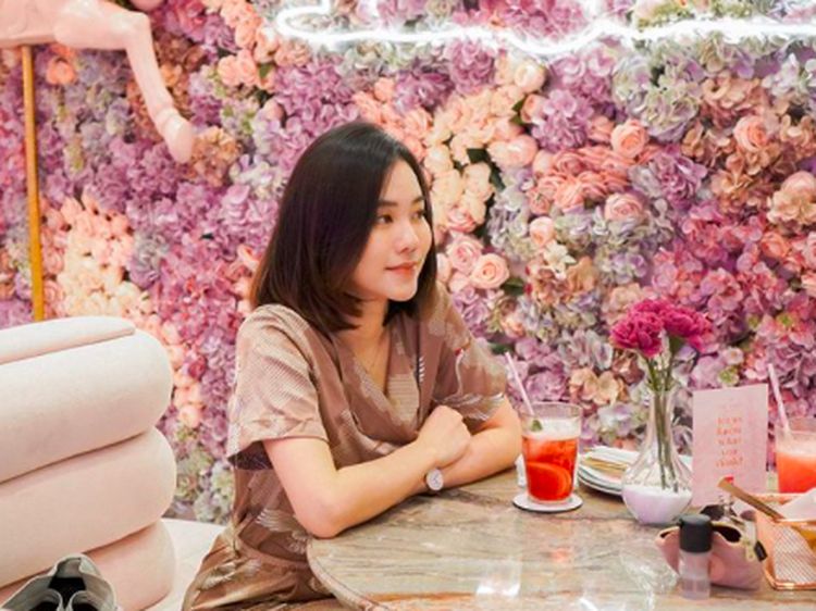 Jessica Jane, Gamer yang Hobi Kulineran di Kafe Kekinian