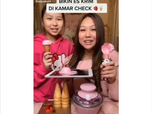 Sultan! Saat Membuat Es Krim Wanita Ini Pakai iPad Sebagai Talenan