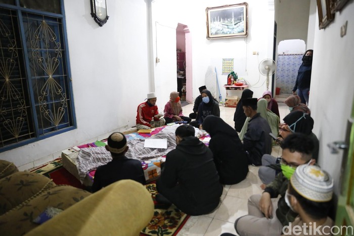 omas meninggal dunia omas meninggal dunia