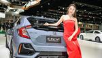 Potret SPG Pameran Otomotif Bangkok yang Digelar di Tengah Pandemi