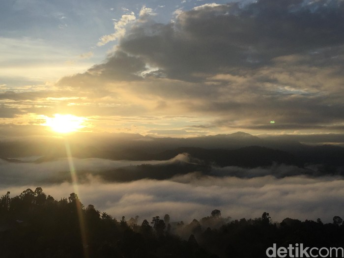 Puncak Senayan di Polewali Mandar
