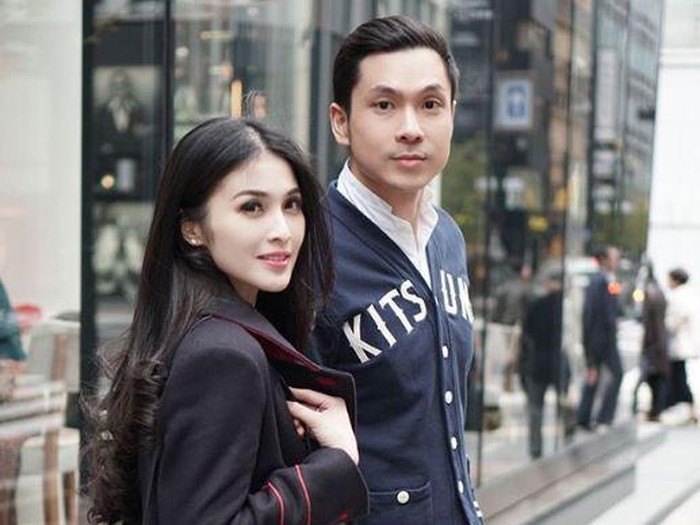 Pernikahan Sandra Dewi dengan Harvey Moeis digelar pada 8 November 2016 lalu di Cinderella Castle, Tokyo Disneyland, Jepang. (Foto: Instagram @sandradewi88)
