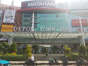 Pria Loncat dari Lantai 1 Mal Detos Masih Hidup, Alami Patah Tulang
