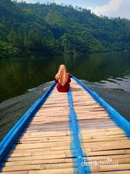 Telaga Menjer Wonosobo