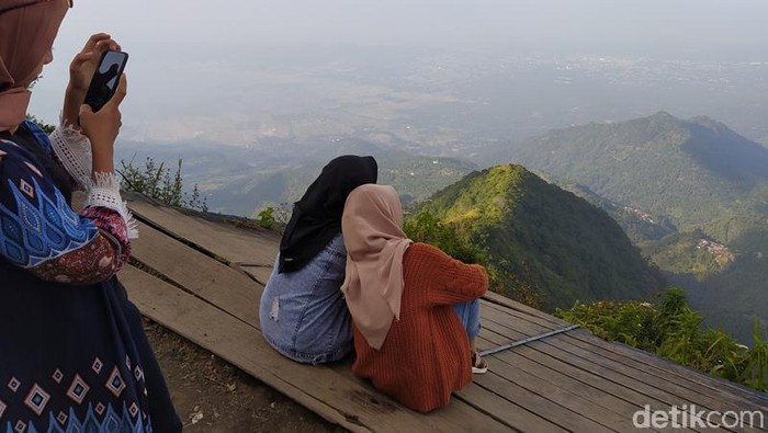 Gunung Telomoyo  Magelang
