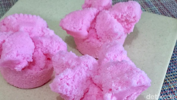 Resep Pembaca : Kue Mangkok Kemakmuran Resep Pembaca : Kue Mangkok Kemakmuran