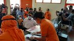 Menko PMK Pantau BST Di Madiun