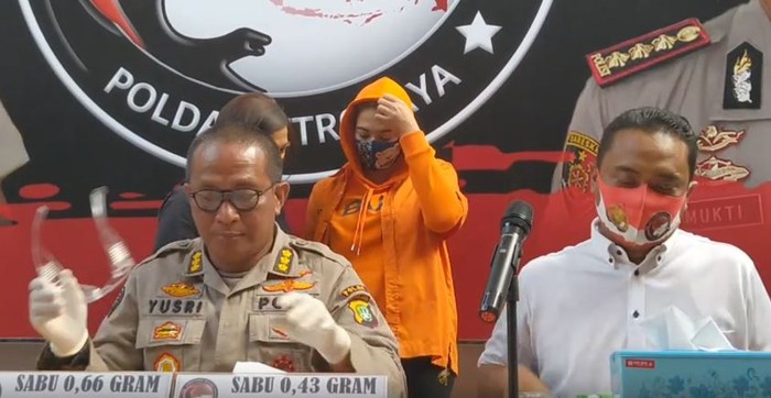 Penampilan Catherine Wilson Usai Ditangkap karena Narkoba