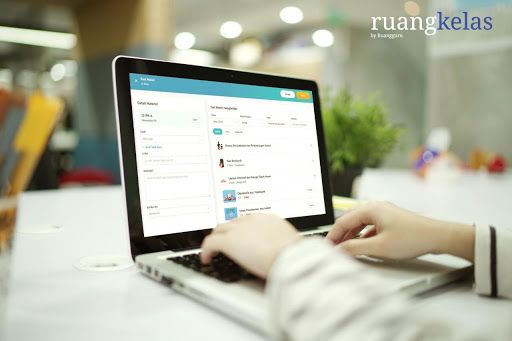 adv ruang guru