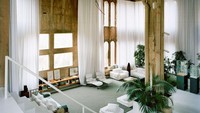 Pada tahun 1973, arsitek Spanyol Ricardo Bofill membeli pabrik semen era WWI dekat Barcelona. Istimewa/Dok. Boredpanda.