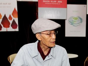 Ini Bocoran Buku Sajak Terakhir Sapardi Djoko Damono yang Segera Rilis