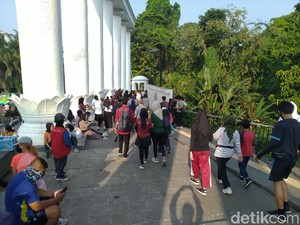 Warga Tak Bermasker di Tugu Kujang, Pemkot Bogor Gencarkan Sosialisasi