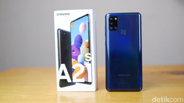 Unboxing Galaxy A21s, Menggoda di Harga Rp 2 Jutaan