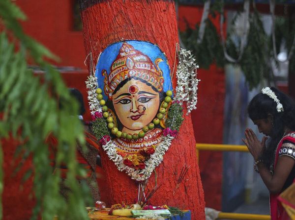 Meriahnya Peringatan  Hindu Festival di India