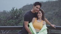 Jessica Iskandar kerap mengunggah foto mesranya bersama Richard Kyle di media sosial. Dok. Instagram/inijedar