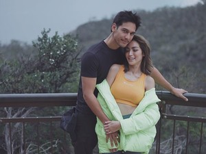 Heboh Foto Jessica Iskandar dan Richard Kyle di Semak-semak, Ngapain?