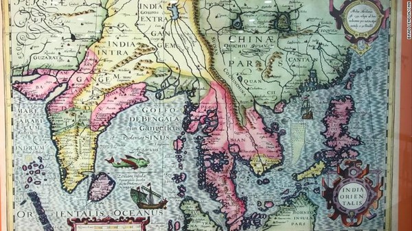 China mengklaim pelayarannya sudah lebih dari 2.000 tahun lalu. China adalah negara pertama yang menemukan, menamai, mengeksplorasi, dan mengeksploitasi sumber daya Kepulauan Laut Cina Selatan dan yang pertama secara terus-menerus menggunakan kekuatan berdaulat atas mereka. China mengklaim pelayarannya sudah lebih dari 2.000 tahun lalu. China adalah negara pertama yang menemukan, menamai, mengeksplorasi, dan mengeksploitasi sumber daya Kepulauan Laut Cina Selatan dan yang pertama secara terus-menerus menggunakan kekuatan berdaulat atas mereka.
